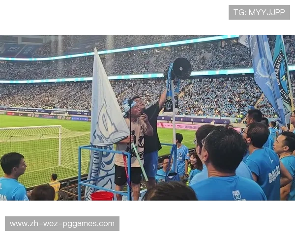 足球赛事中的电视转播与观众参与